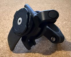 Quadlock Motorrad & Fahrradhalter inkl. Case iphone 16pro