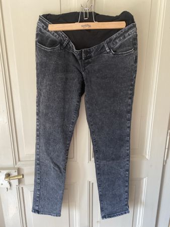 Pantalon de grossesse