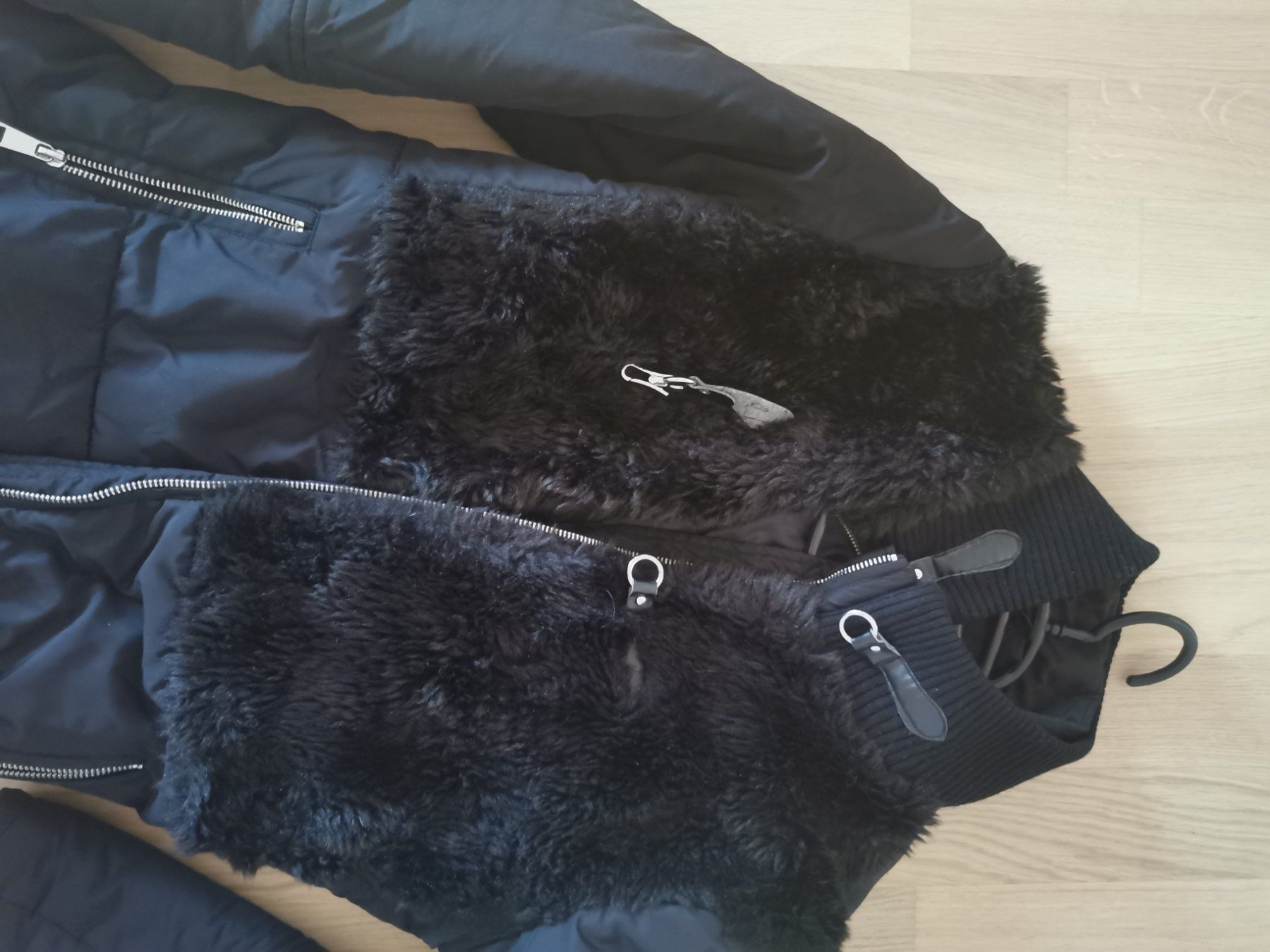 Avant Premiere Giacche: Winterjacke Avant Premiere Manor – Usato da Luzern venduto da larissa_n 1