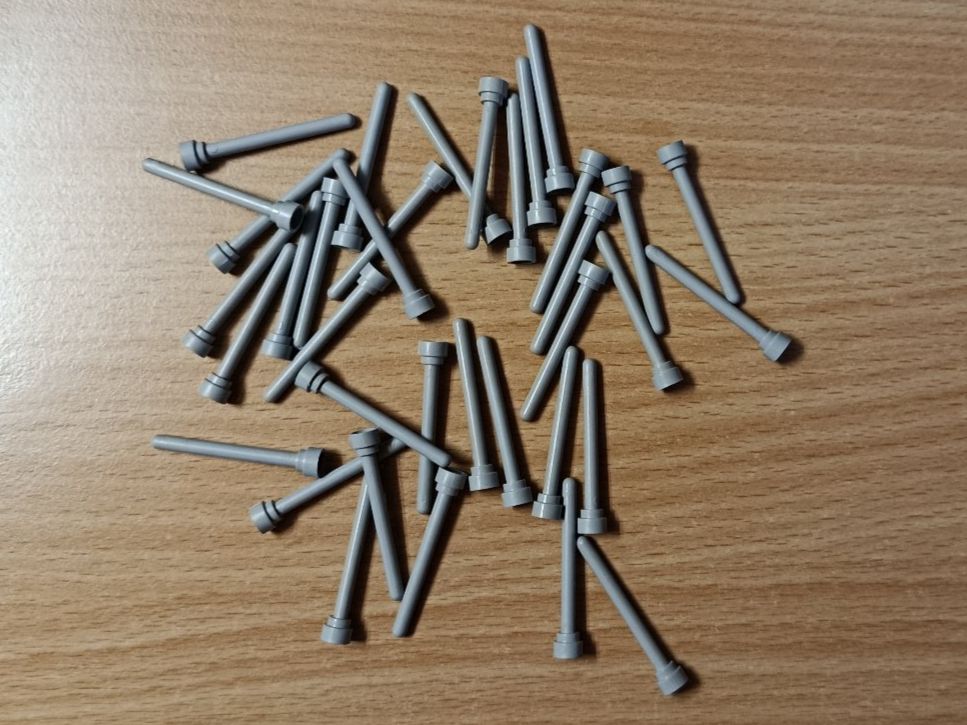 Lego Kit di costruzioni: LEGO Classic Space - hellgraue Antennen 3957a (alt-hellgrau) – Usato da Muhen venduto da Legoholic