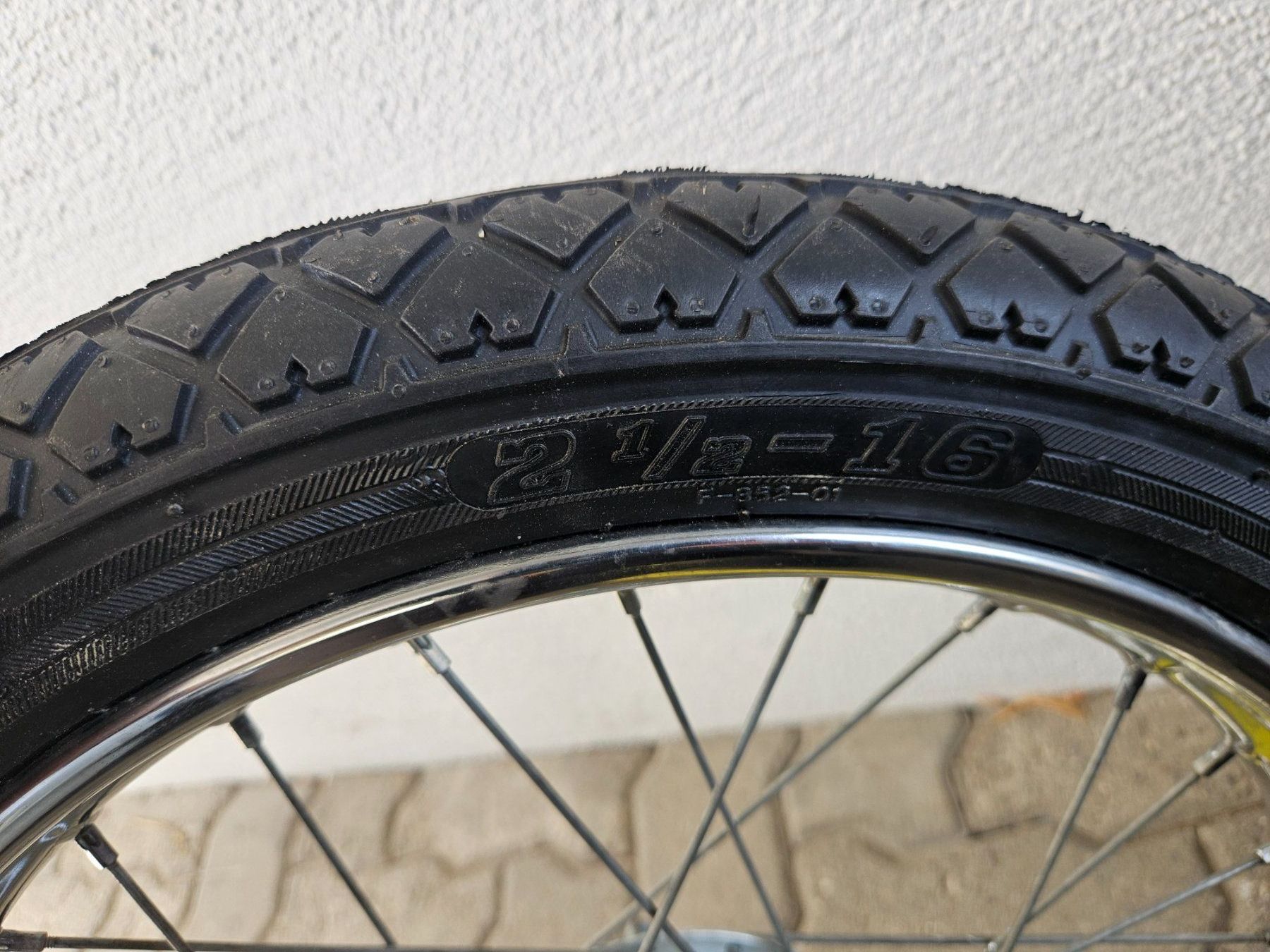 Piaggio Pneumatici & Ruote complete: Radset 16 Zoll Speichenräder – Usato da Langenthal venduto da Bifuan 3