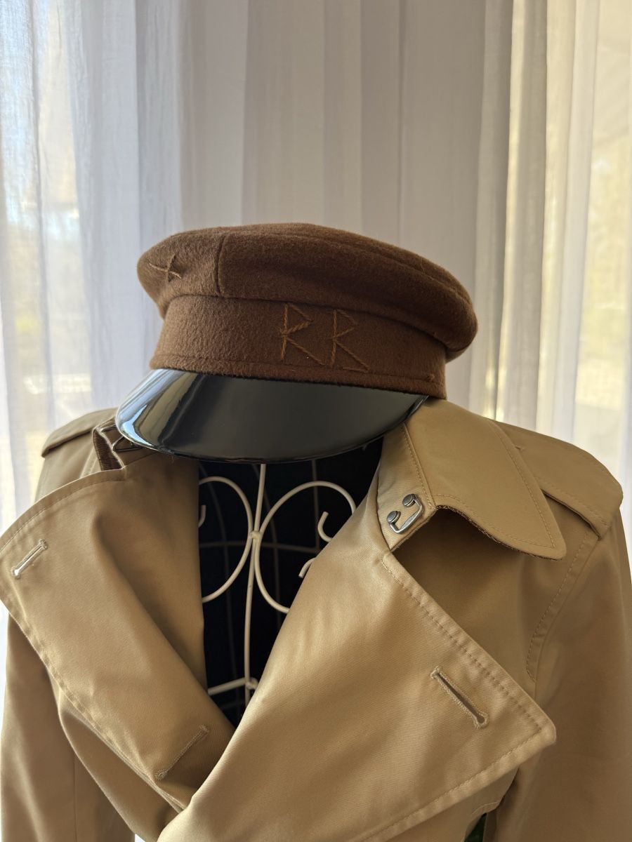 Ruslan Baginskiy Copricapi, berretti & cappellini: Ruslan baginskiy hat – Usato da Walchwil venduto da Luxury_wardrobe