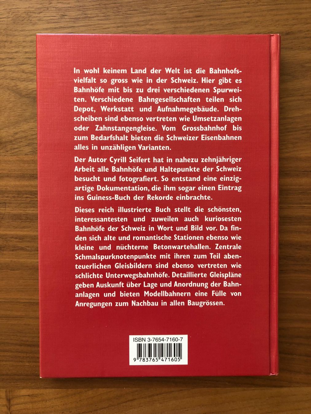 Libri: Bahnhöfe der Schweiz – Usato da Winterthur venduto da Claesheda 1