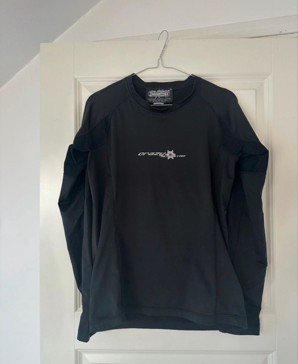 T-Shirts: Damen thermo langarmshirt schwarz  – Gebraucht aus Uster von Monika_OB