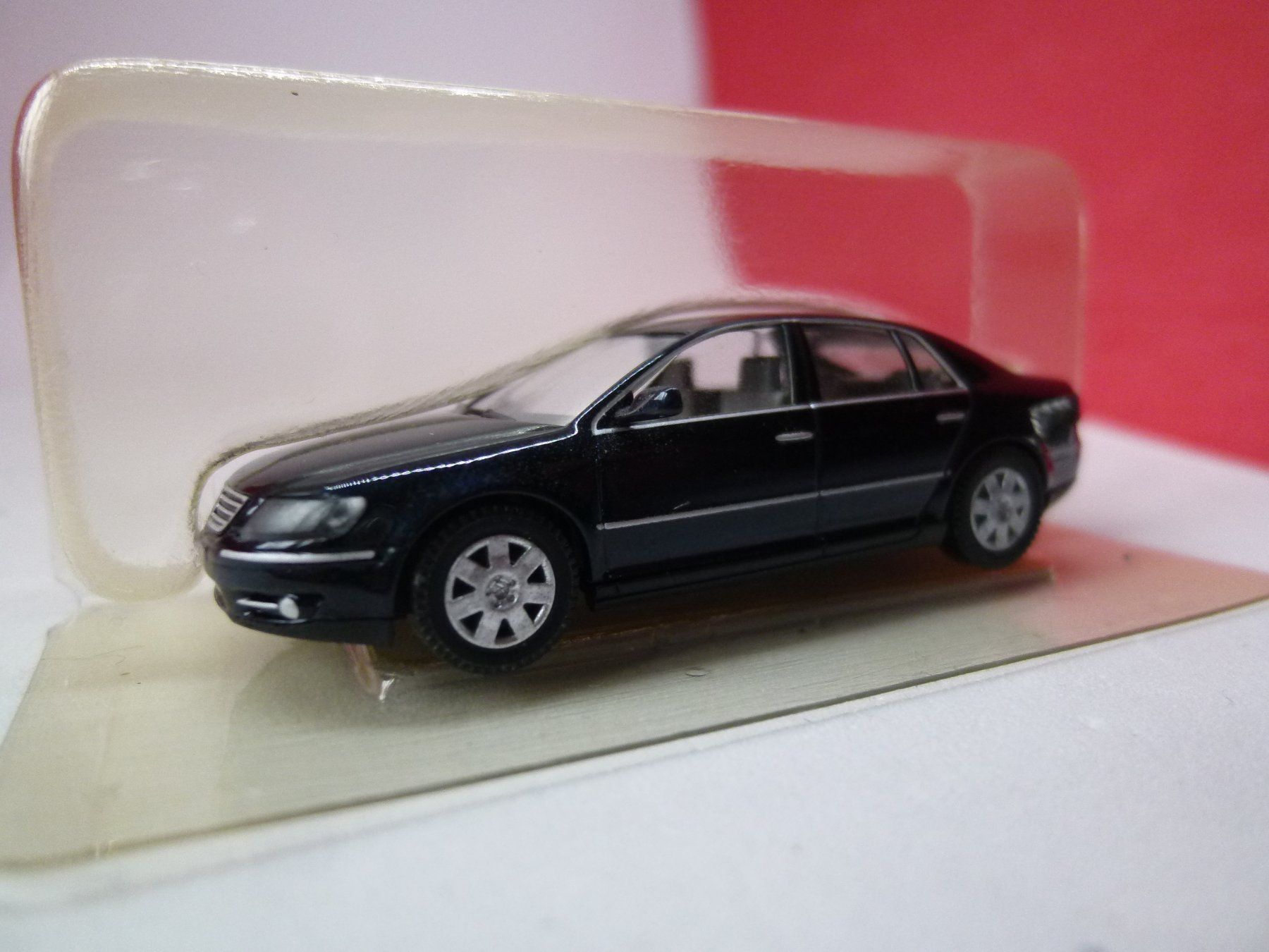 Wiking Modellini d'auto: Wiking - VW Phaeton = sehr selten - top – Usato da Reiden venduto da mondial2 1