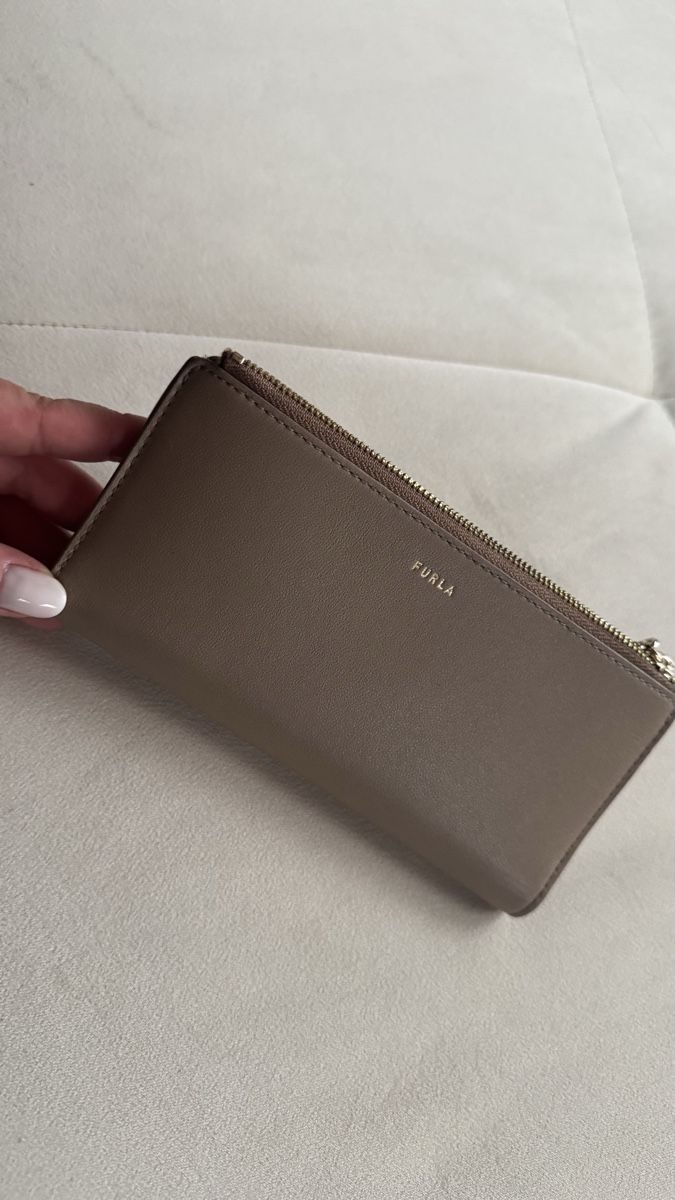 Furla Portamonete: Furla Portemonnaie – Nuovo (secondo la descrizione) da Surcasti venduto da Lenkita
