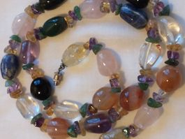 Tolle Amethyst/Rosenquarz/Onyx/Bergkristall Halskette