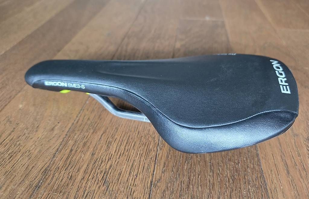 Ergon Pezzi di ricambio: Ergon Pro Carbon SME3-S Sattel – Usato da Bern venduto da nic_k9sl 2