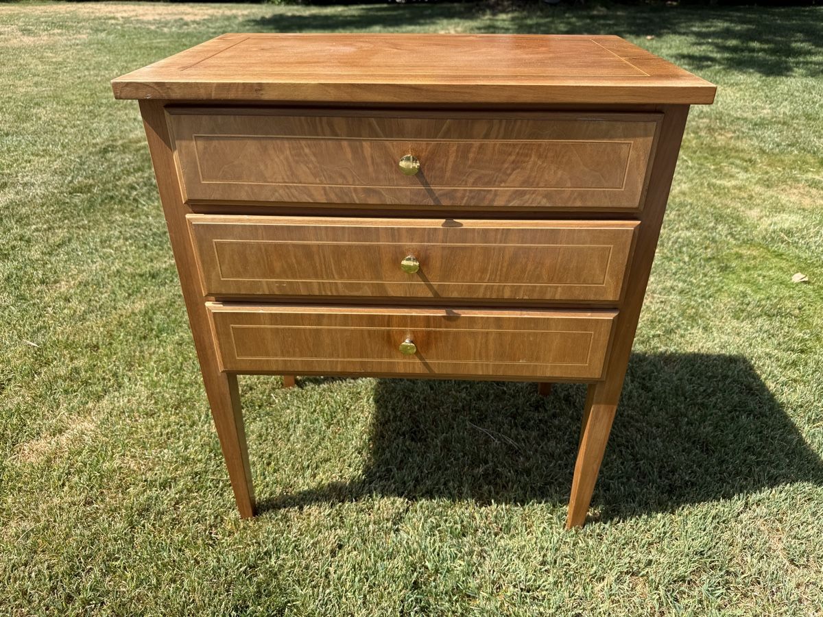Cassettiere: Kommode mit 3 Schubladen, Holz, Guter Zustand – Usato da Russikon venduto da manureloop 1