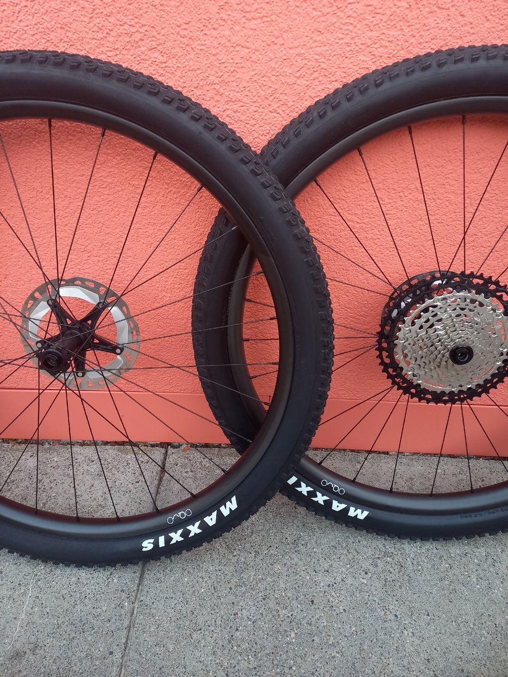 Pezzi di ricambio: OQUO MP30 Team 29" Carbon MTB- Laufradsatz – Nuovo (secondo la descrizione) da Kilchberg ZH venduto da Fast-Forward 2