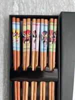 Essstäbchen Set Peking Oper Masken 10 Paar Holz neu