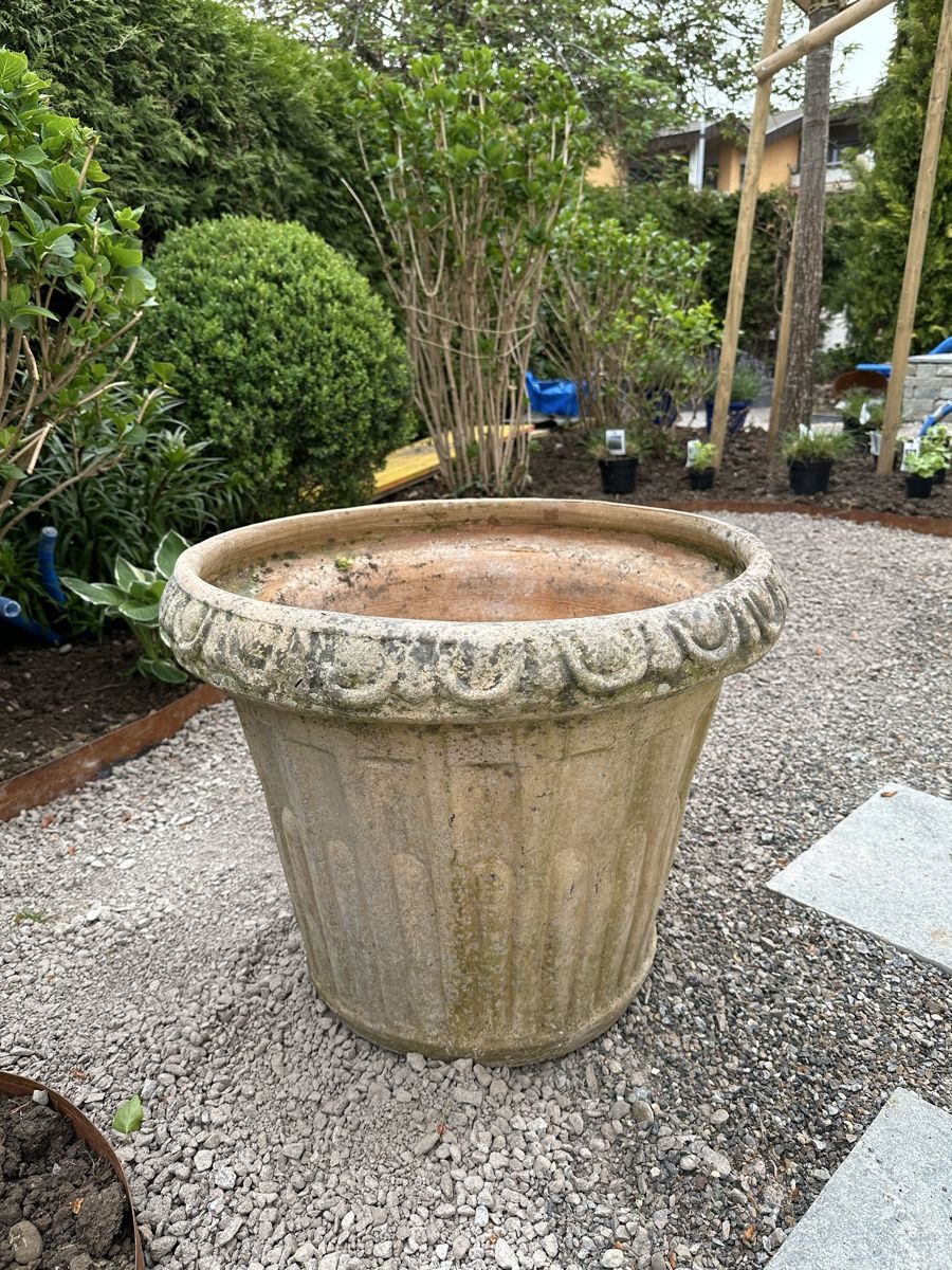 Vasi per fiori: Zwei grosse Terracotta Palmentöpfe – Usato da Zürich venduto da evelyn67 3