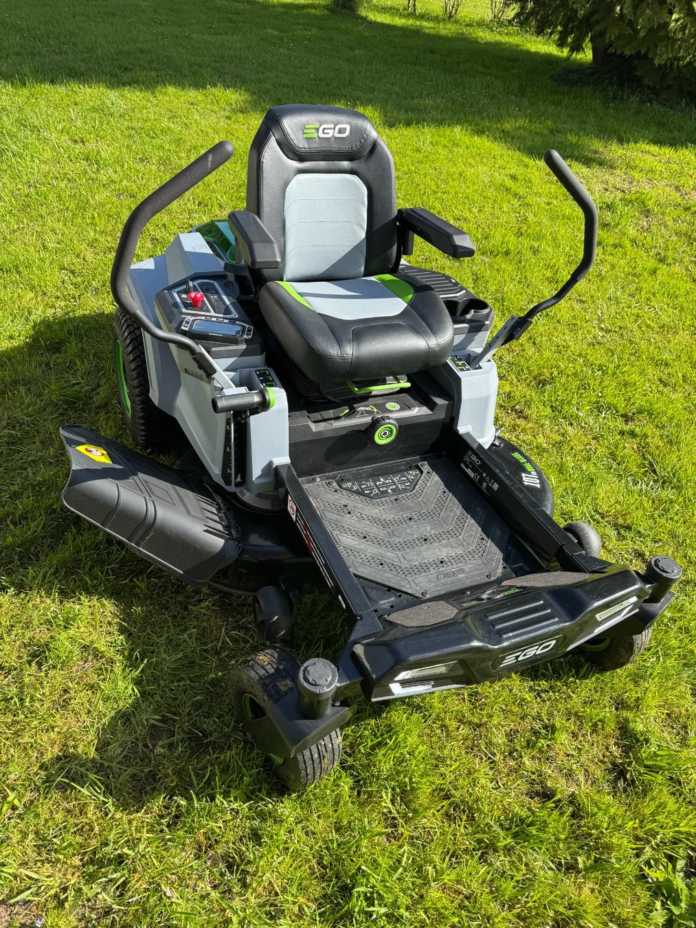 Ego Rasenmäher: Ego Z6 Aufsitz-Rasenmäher Zero Turn 100% Elektro – Gebraucht aus Chevroux von tr7_hp65 2
