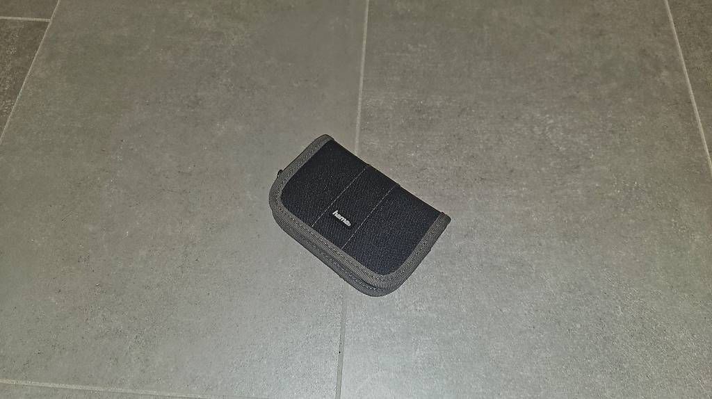 Altro in  Abbigliamento & Accessori: Hama Speicherkartenetui – Usato da Luterbach venduto da akvp17