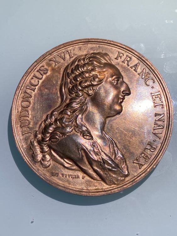 MÉDAILLE BRONZE LOUIS XVI roi France Marie-Antoinette Du Vivier 1781 XIXème EUR 95,00 - FR