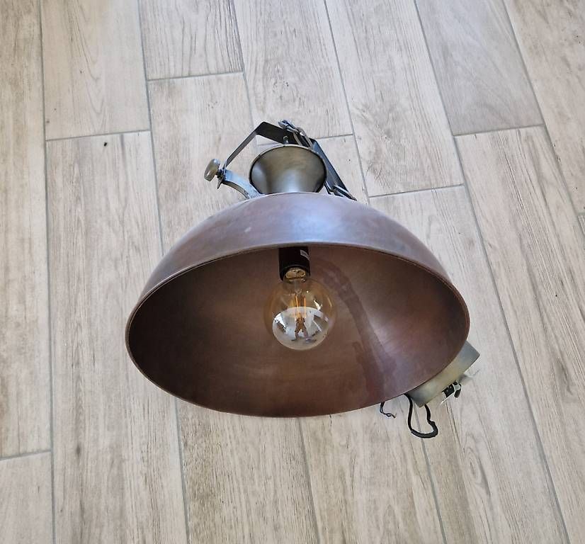 Lampade: Lampe plafond jamais utilisée  – Nuovo e nell'imballaggio originale da Vuarrens venduto da vevet01