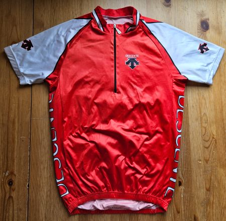 Radtrikot Descente Gr. S Velo Radsport Trikot