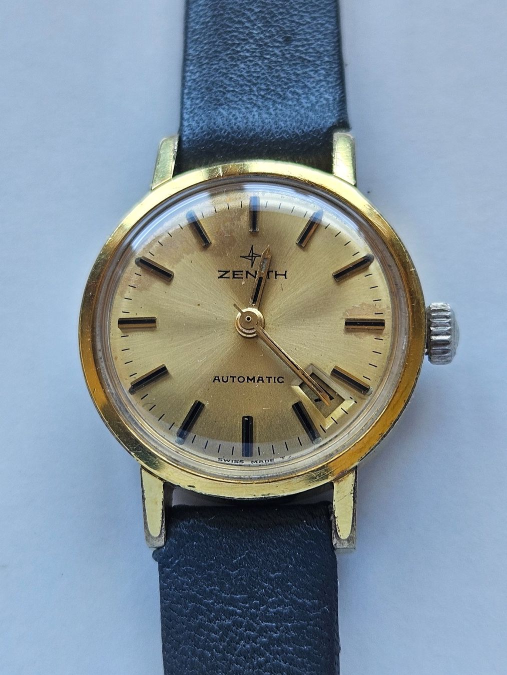 Zenith Uhren: 563 Zenith Automatic Date Damenuhr – Defekt aus Berikon von mmm21