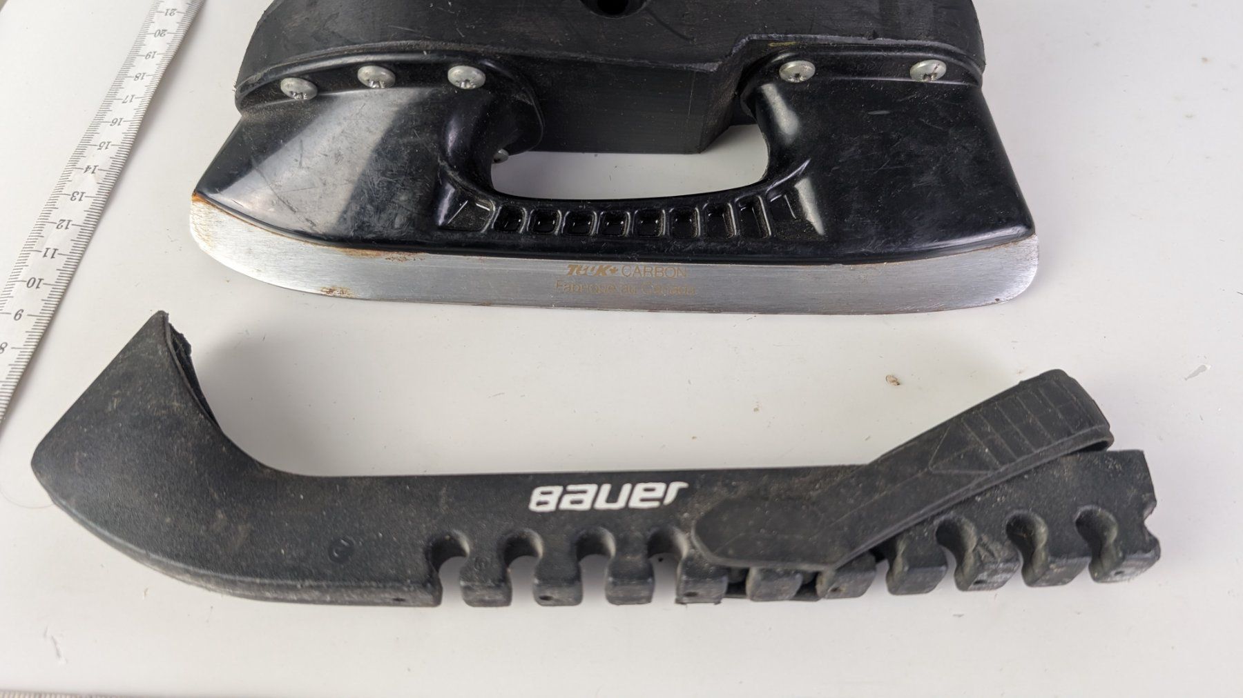 Bauer Pattini da ghiaccio: Bauer Tuuk Carbon Schlittschuh Kufen – Usato da Zürich venduto da axolottchen 1