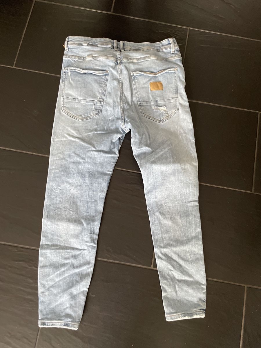 Zara Jeans: Jeans Gr. 34 – Gebraucht aus Bassersdorf von Bryan-00 1