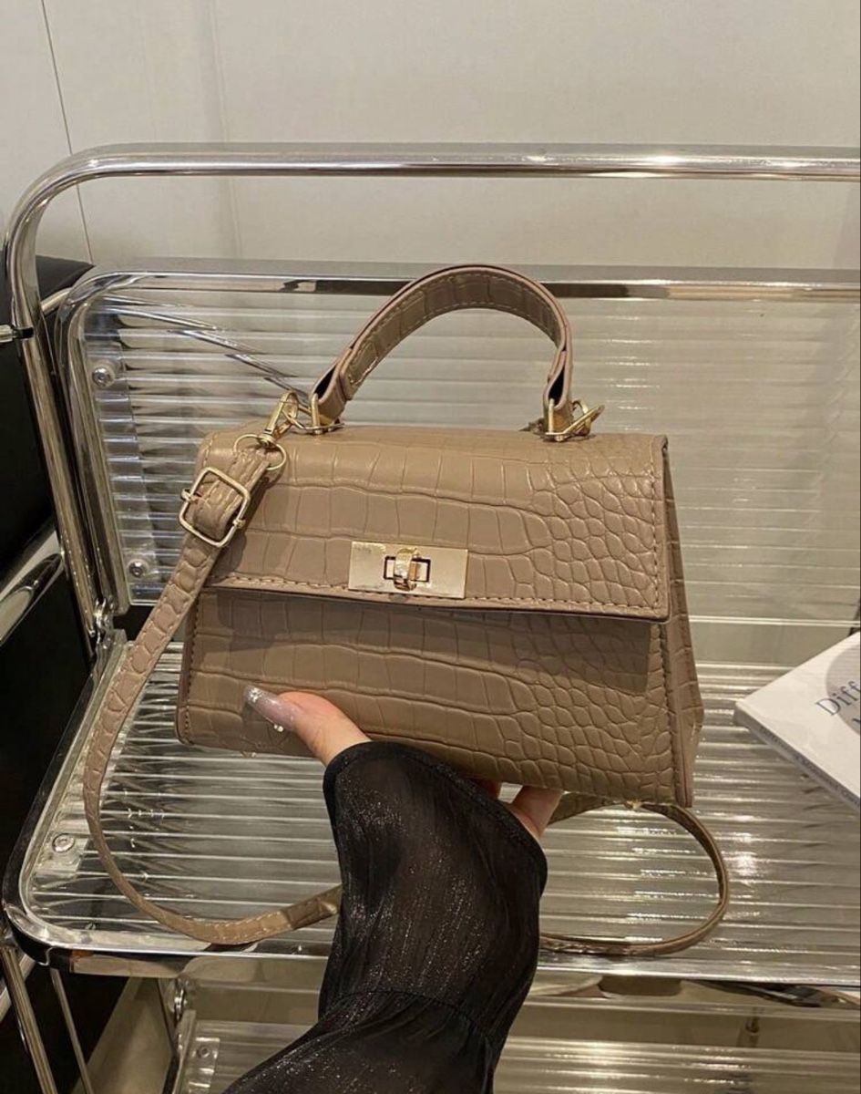 Borse da donna: Sac à main – Nuovo (secondo la descrizione) da Châtel-St-Denis venduto da Montclair_Swiss 4