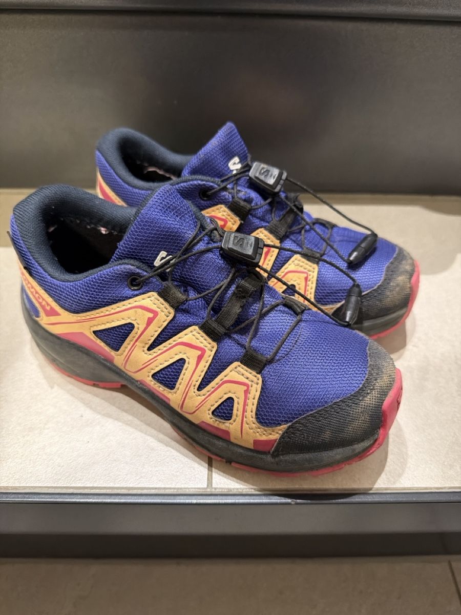 Salomon Schuhe für Mädchen: Salomon Trekkingschuhe, Wanderschuhe, Mädchen, 31 – Gebraucht aus Wilen b. Wil von carpediem25