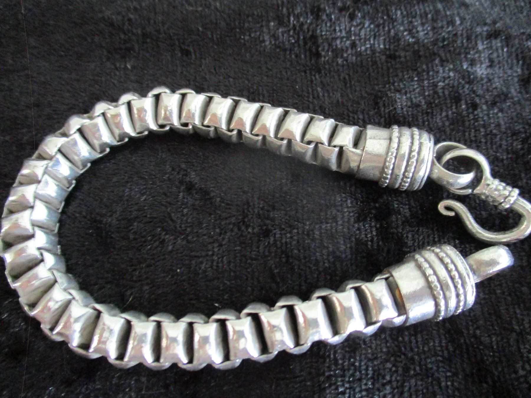 Armbänder & -reifen: Massive Armkette Silber – Gebraucht aus Wil SG von macose47 1