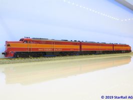 Samhongsa #83 ALCO SP PA-3/PB-3/PA-3 3-teilige Diesellok