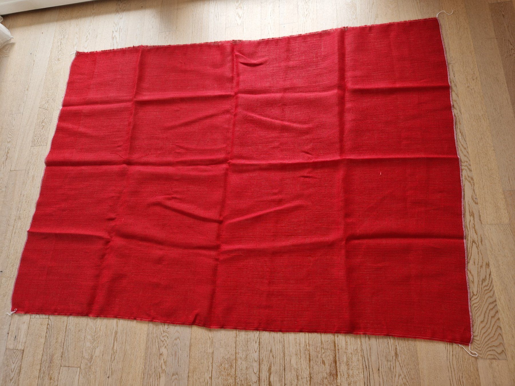 Stoffe: Jute Stoff rot (Rupfen) 180x150cm – Neu (gemäss Beschreibung) aus MUEHLAU von ibo_5c7d 2