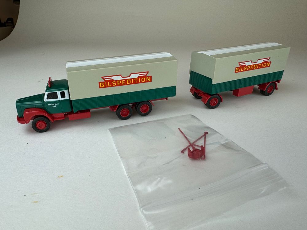 Camion Miniature WIKING – Scania 110 Pritschen – Échelle HO, Occasion