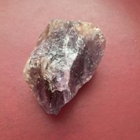 Amethyst Rohstein violett Edelstein Mineral Naturform