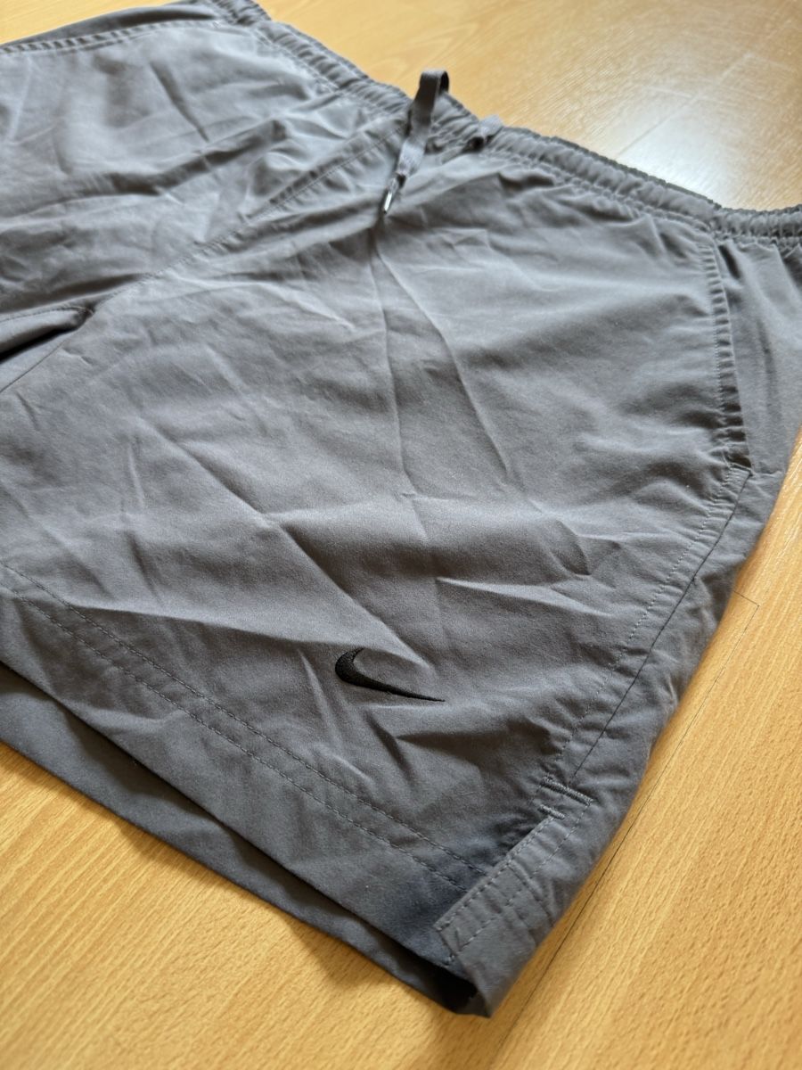 Nike Lotti di vestiti: Nike Sportshorts Grau – Nuovo (secondo la descrizione) da Kaltbrunn venduto da nku_d7xr 1