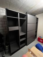 IKEA PAX Schrank 250 cm dunkelgrau, Schiebetüren & LED