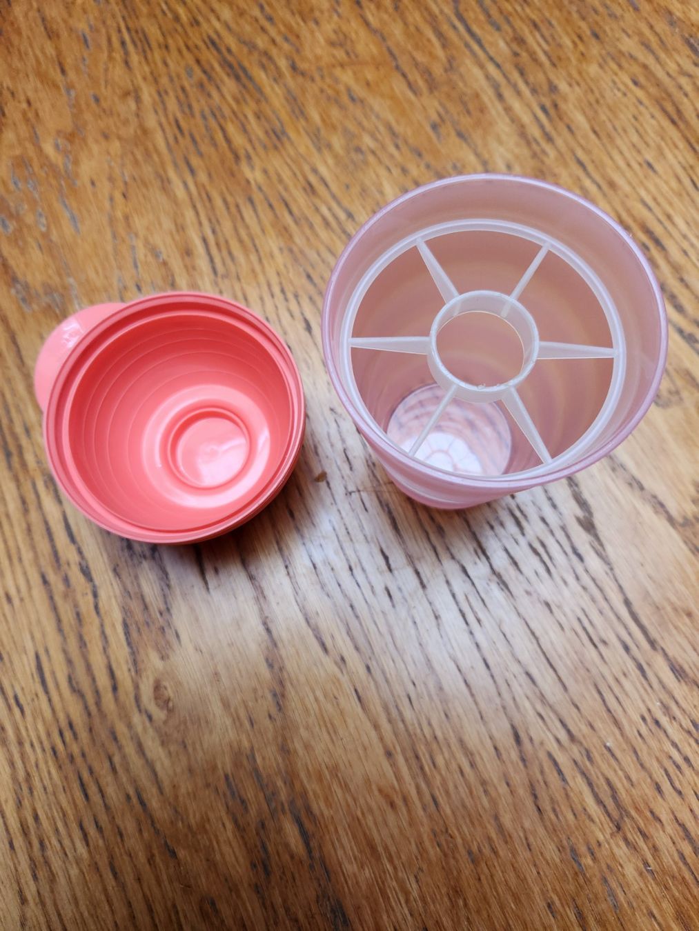 Tupperware Recipients et similaires: Tupperware Shaker 500ml  oder 330ml – D'occasion à Gstaad par Meiel2020 6