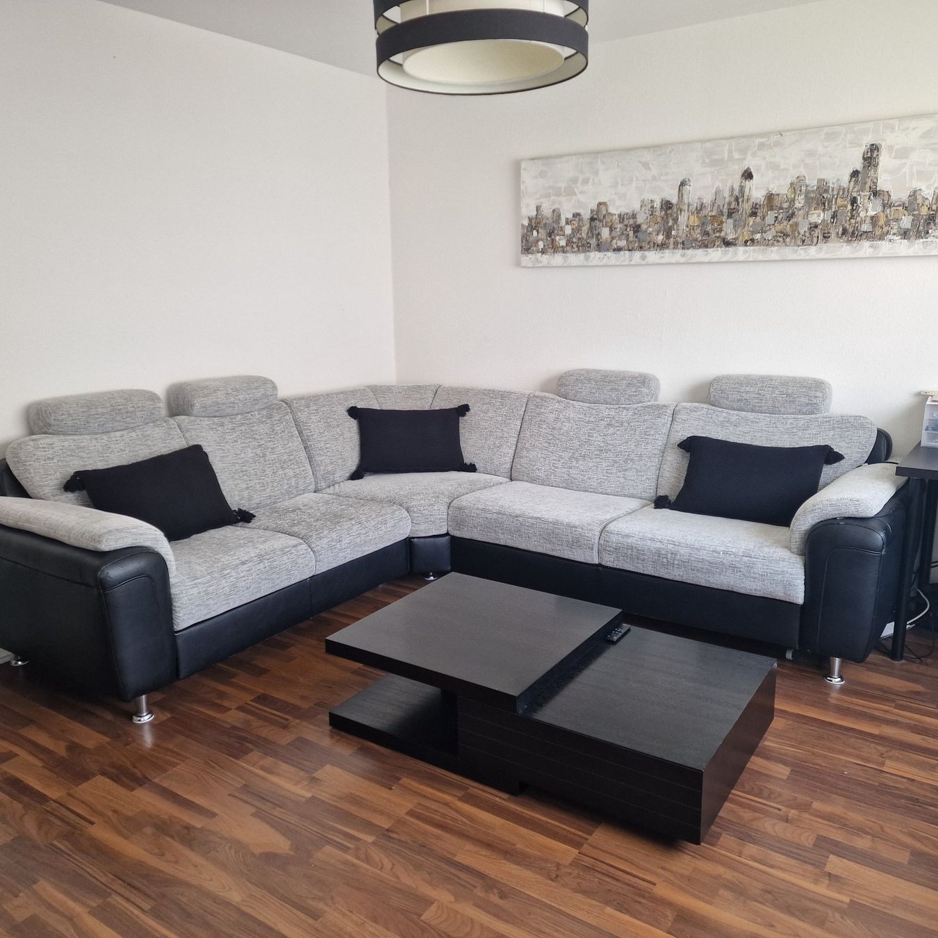 Divani: Grosses Ecksofa mit Bettfunktion und Stauraum, Top! – Usato da Obergösgen venduto da Neluandi