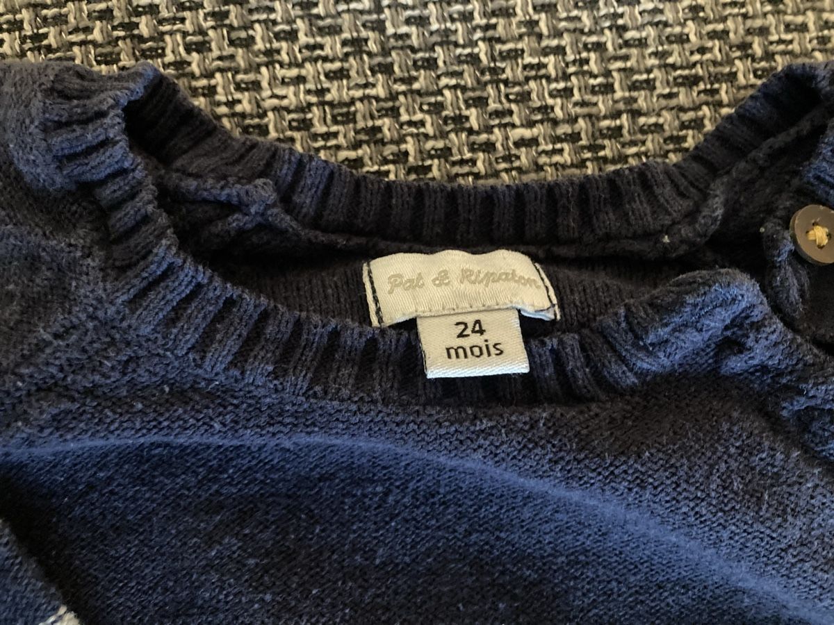Pullover & Sweatshirts: Pull + t-shirt t. 92 – Gebraucht aus Genève von Eschindler 1