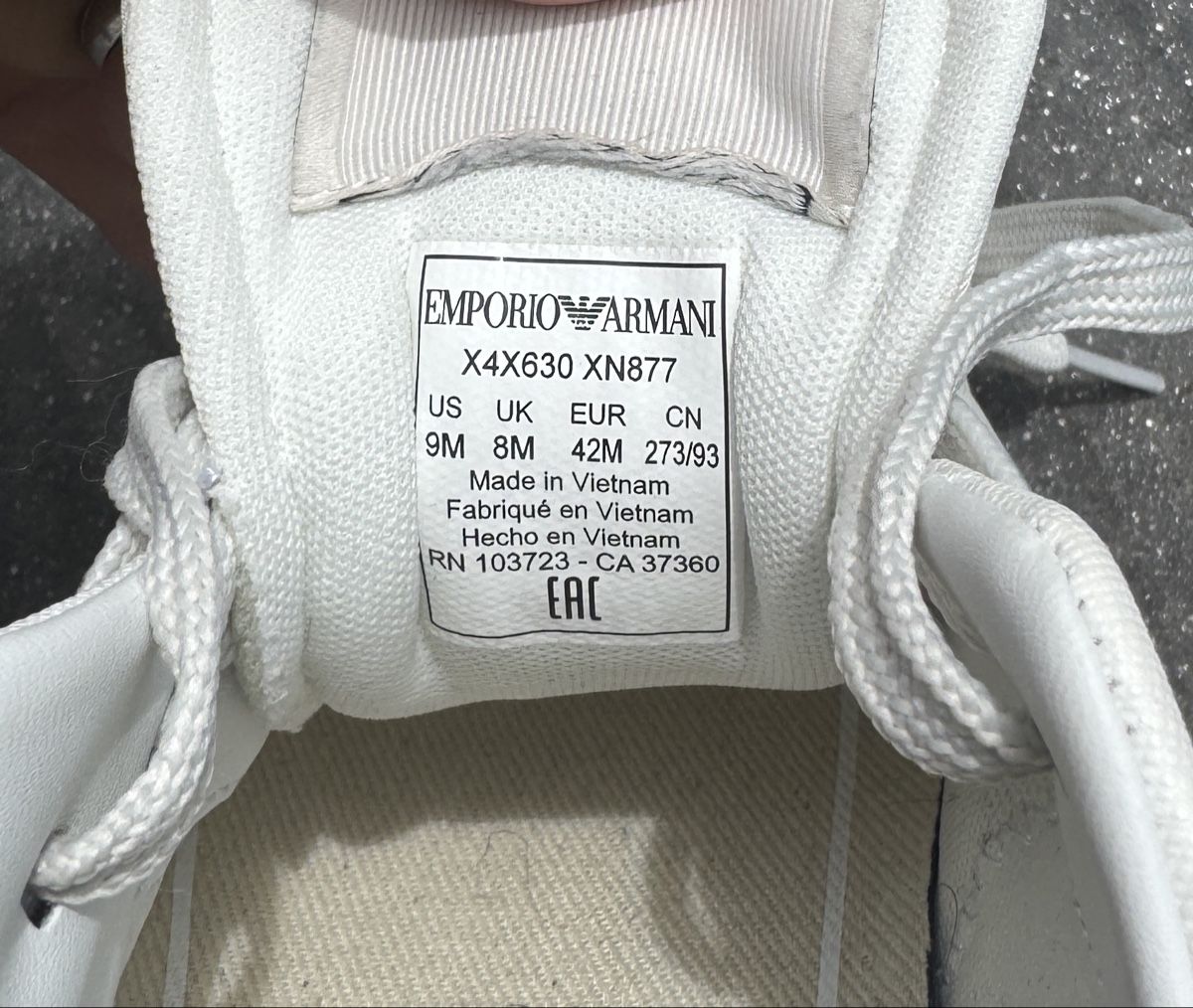 Armani Chaussures hommes: Armani Sneakers – D'occasion à Lützelflüh-Goldb par Manu.1974 3