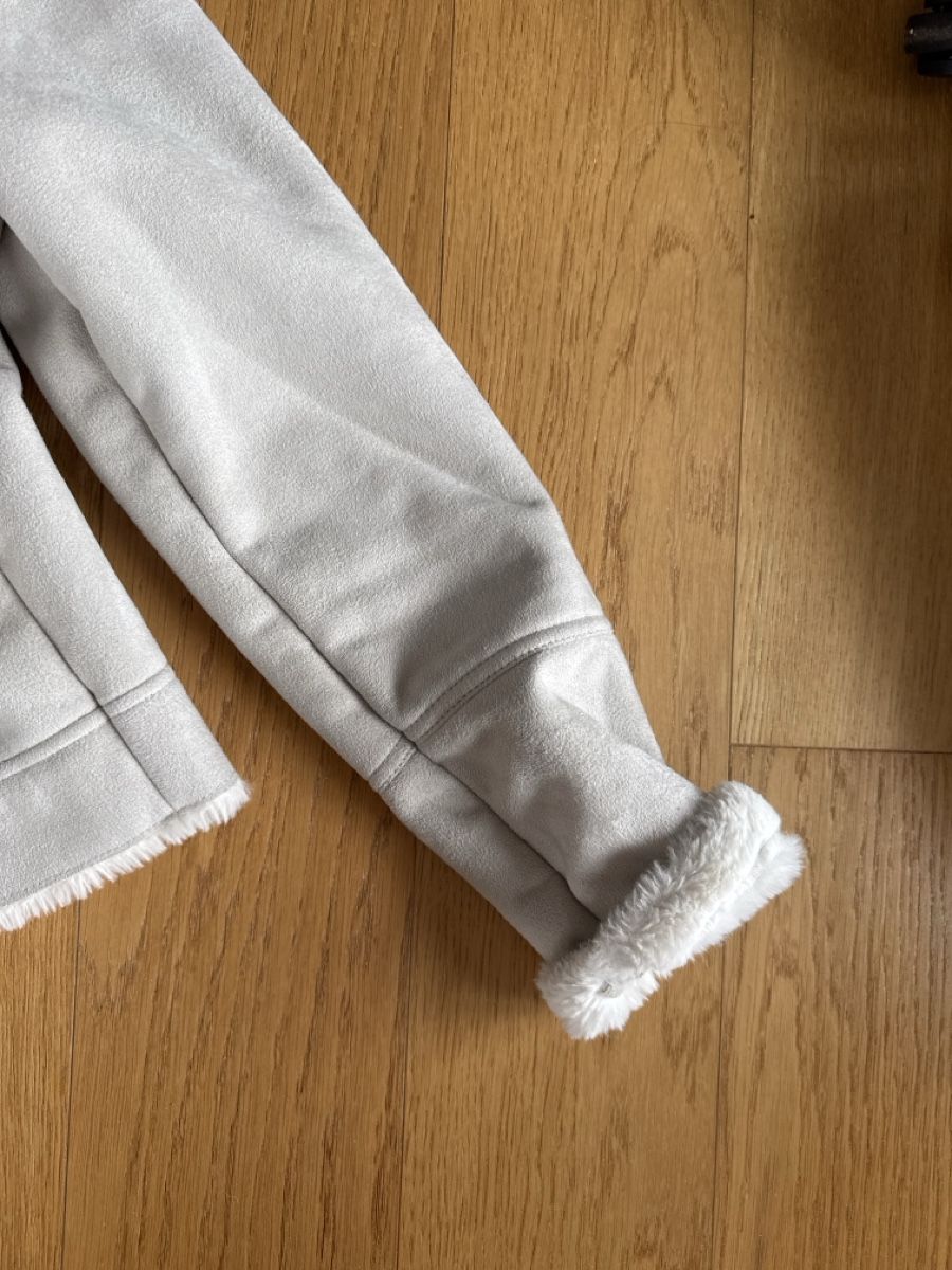 Giacche & Cappotti: Here+There Jacke hellbeige mit Teddyfell Grösse 176 – Usato da Wabern venduto da Sunshine55 4