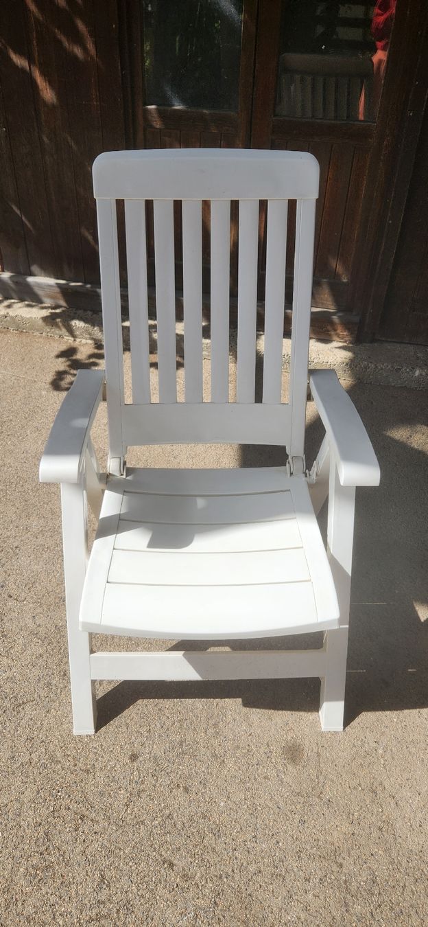 Chaises: Gartenstuhl – D'occasion à Bonfol par mai_p9rx