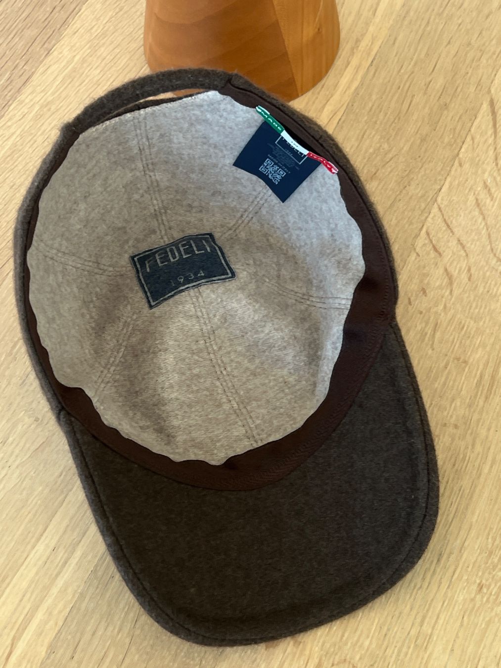 Copricapi, berretti & cappellini: Fedeli Cashmere Cap, Grösse S, Braun – Nuovo (secondo la descrizione) da Basel venduto da 4056BSL 4