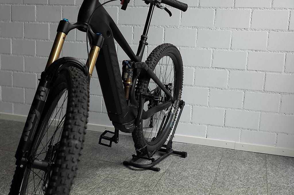 Velos: Thömus Lightrider E2 29 Pro M schwarz XT Di2 – Gebraucht aus  von  1