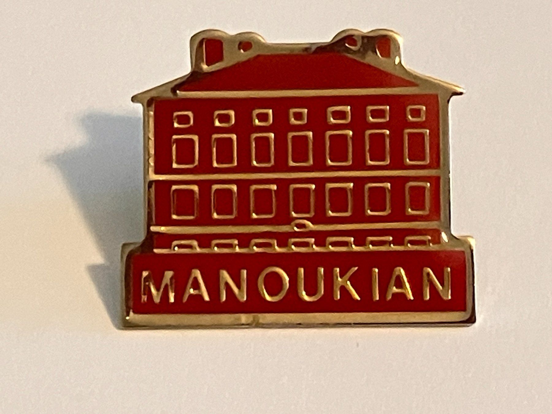 Placchette & Badge: 1 Pin Manoukian – Usato da Basel venduto da djwwpp