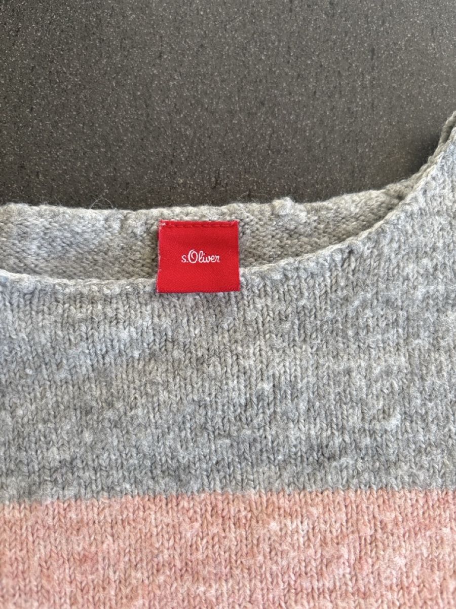 S.Oliver Maglioni & Felpe: S.Oliver Mädchen Strickpullover Gr. 152 – Usato da Wilen b. Wil venduto da b-mountain 3