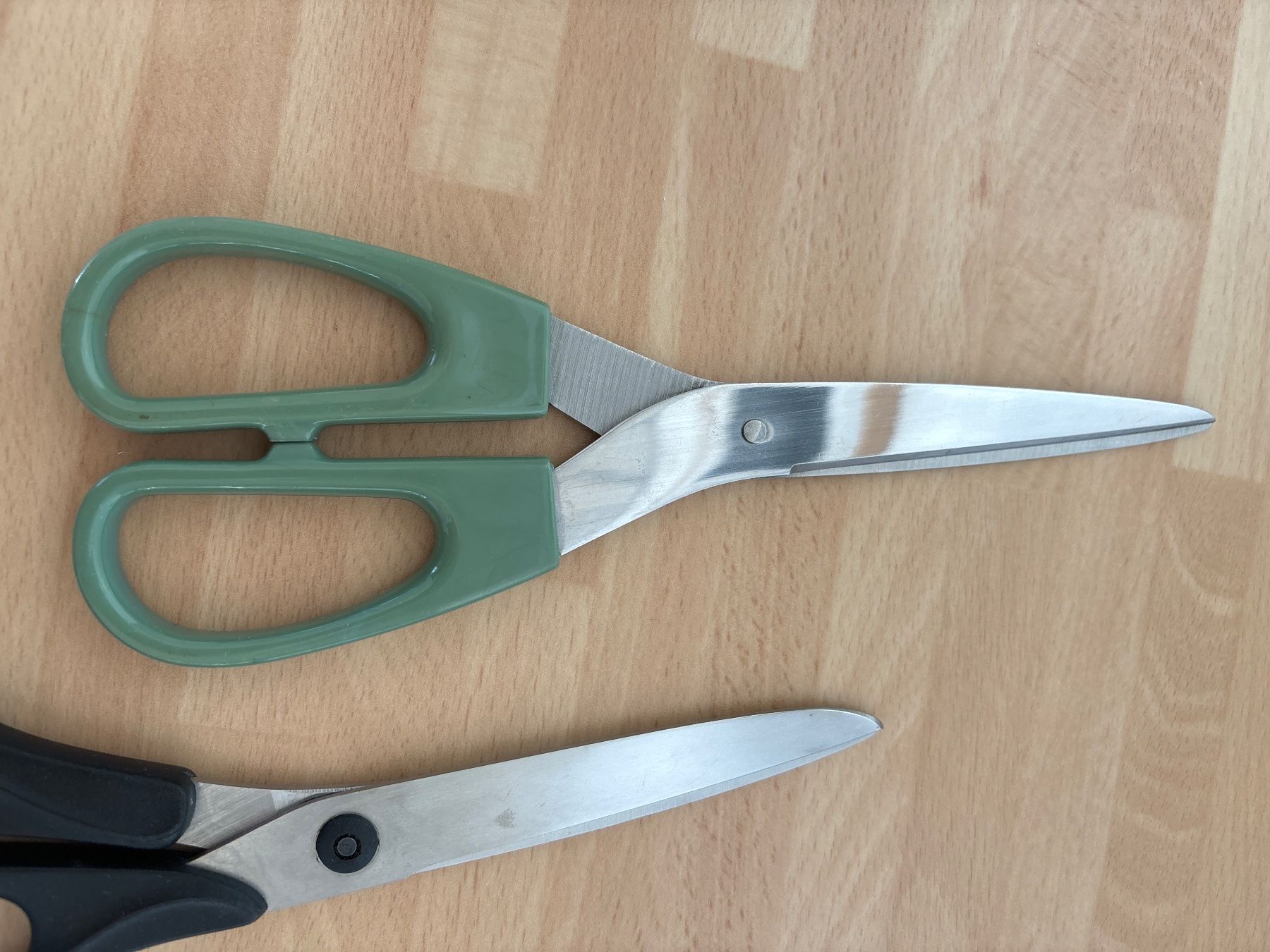 Ikea Tutti gli attrezzi: 2 Scheren , 20 cm lang – Usato da Wetzikon ZH venduto da CZ. 4