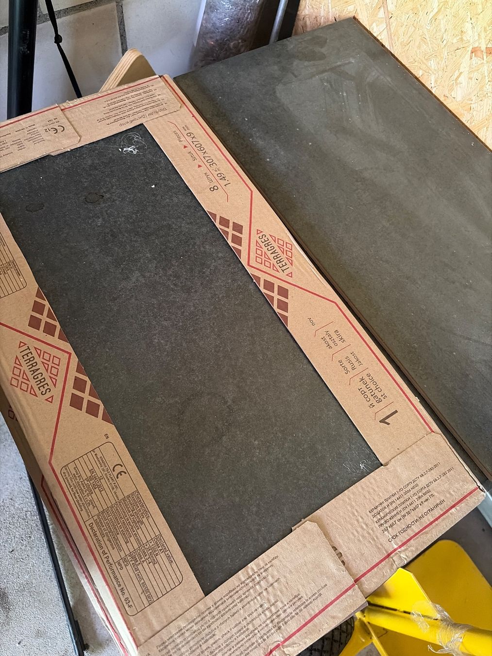 Rivestimenti per pavimenti: Keramik Platten – Usato da Habkern venduto da inf_t5xy