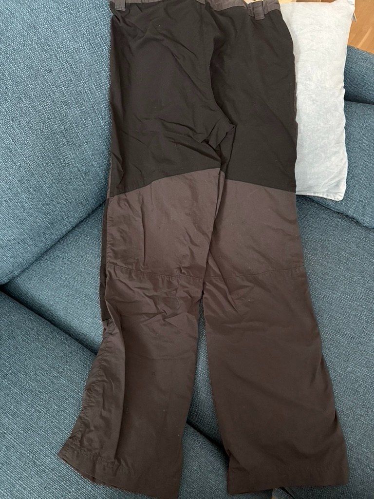 Jack Wolfskin Pantalons: JACK WOLFSKIN Wanderhose Grösse 152 – D'occasion à Uzwil par justitia8 1