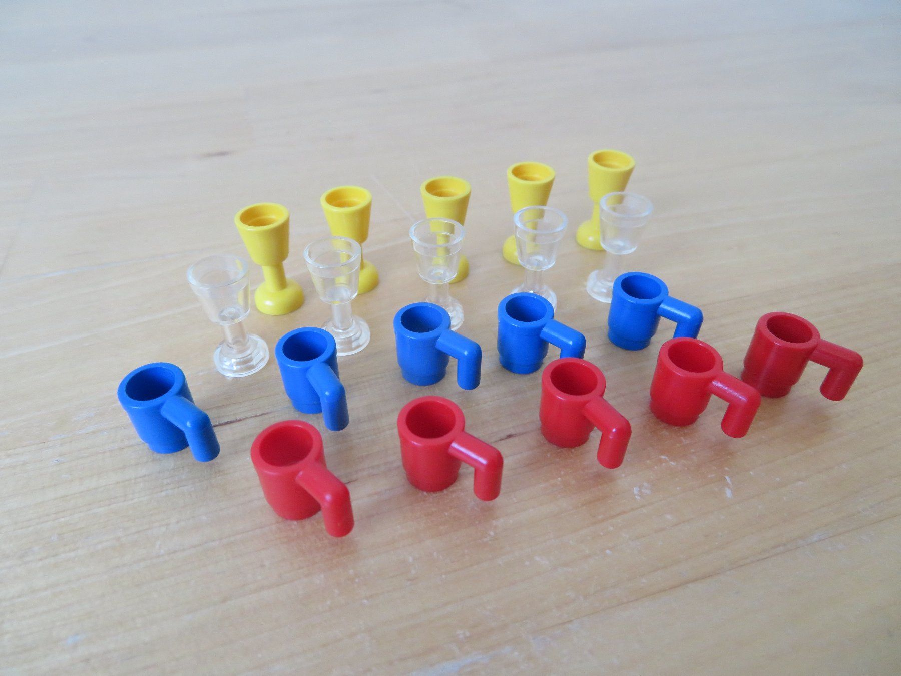Lego Spielzeuge: LEGO Ergänzung "Gläser+Tassen" – Gebraucht aus Zürich von piroma 2