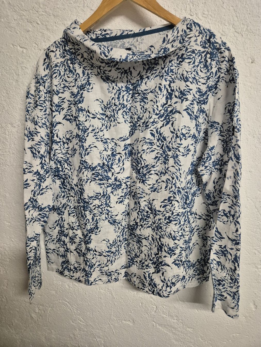Blusen: Leinen Bluse Gr.40 – Gebraucht aus Thalwil von Briscolina