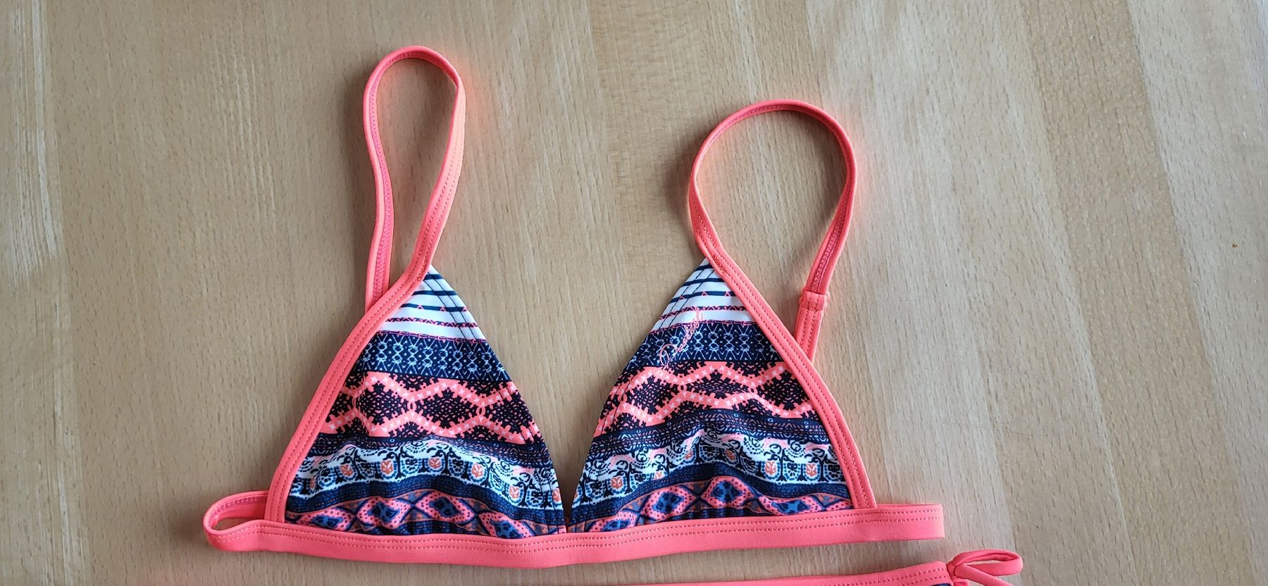 Costumi da bagno & Bikini: Protest Badekleid Gr. 164 – Nuovo (secondo la descrizione) da Dürrenäsch venduto da DanaW01 1