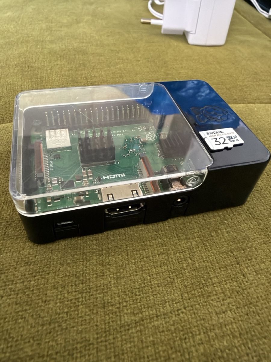 Raspberry Pi PCs: Raspberry Pi 3 Model B+ Set 32GB! – D'occasion à Arbon par kralo1989 1